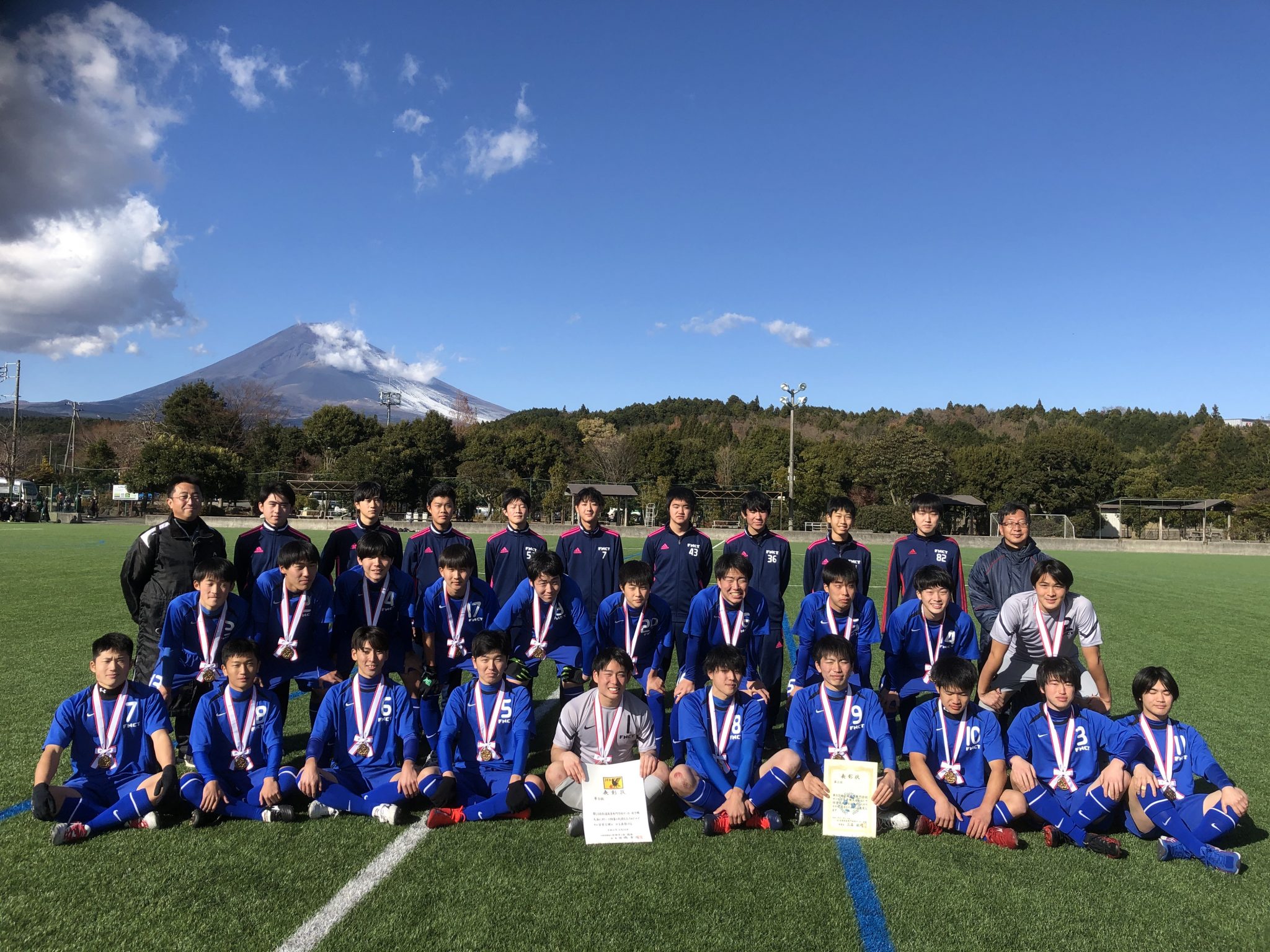 第53回全国高等専門学校サッカー選手権大会で第3位となりました 福井高専 第53回全国高等専門学校サッカー選手権大会で第3位となりました 福井高専